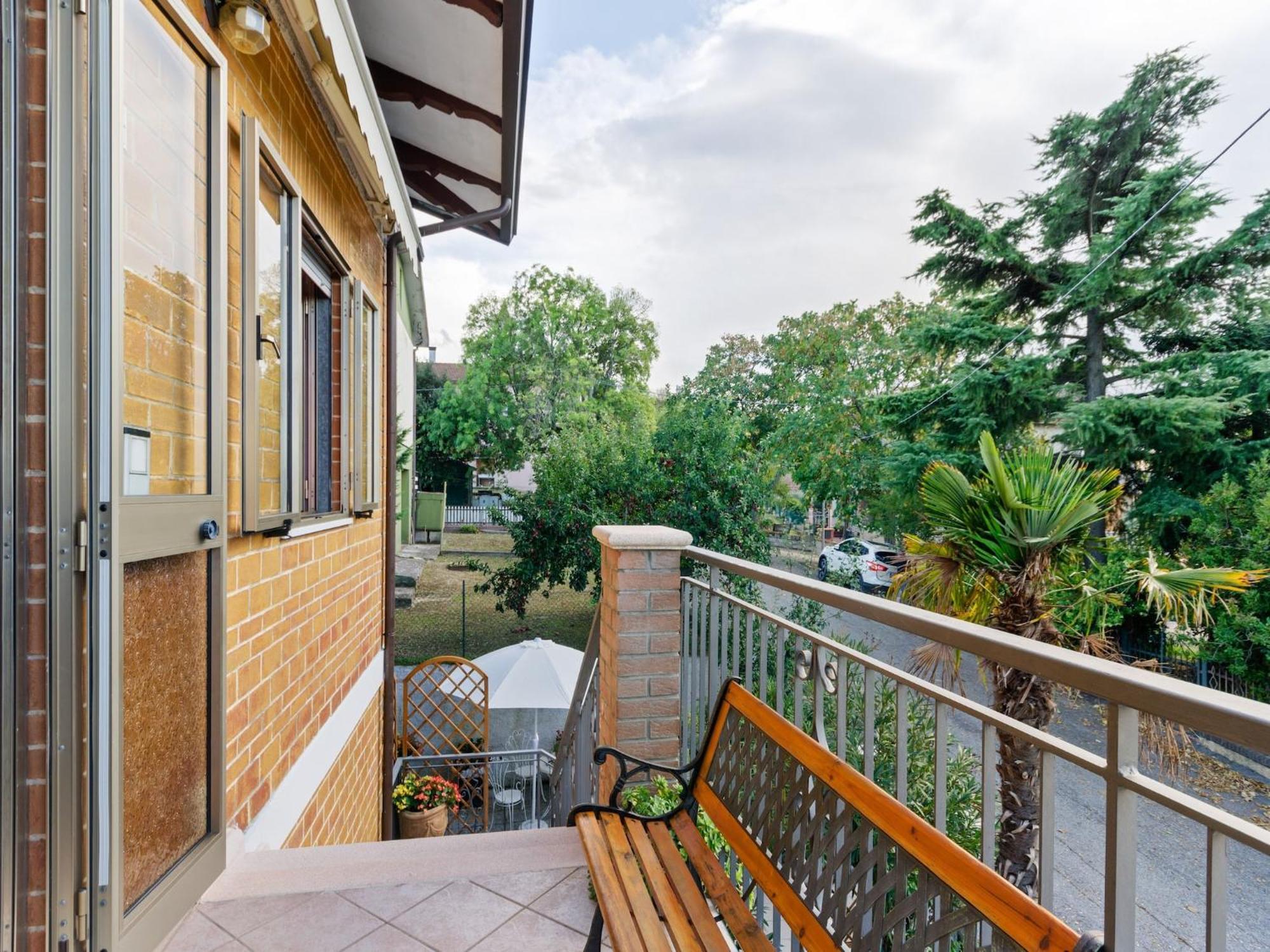 Pleasant Apartment With Courtyard Saludecio Exterior photo